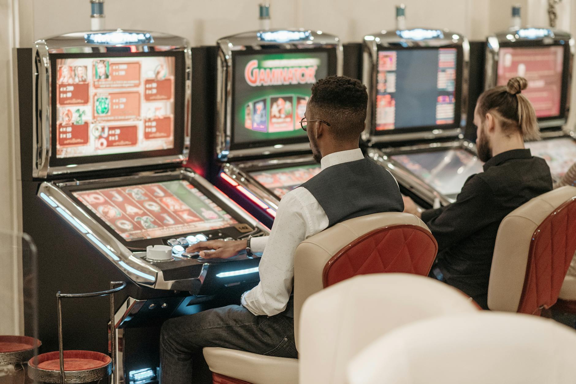 10 Essential Tips for Navigating the Casino Experience